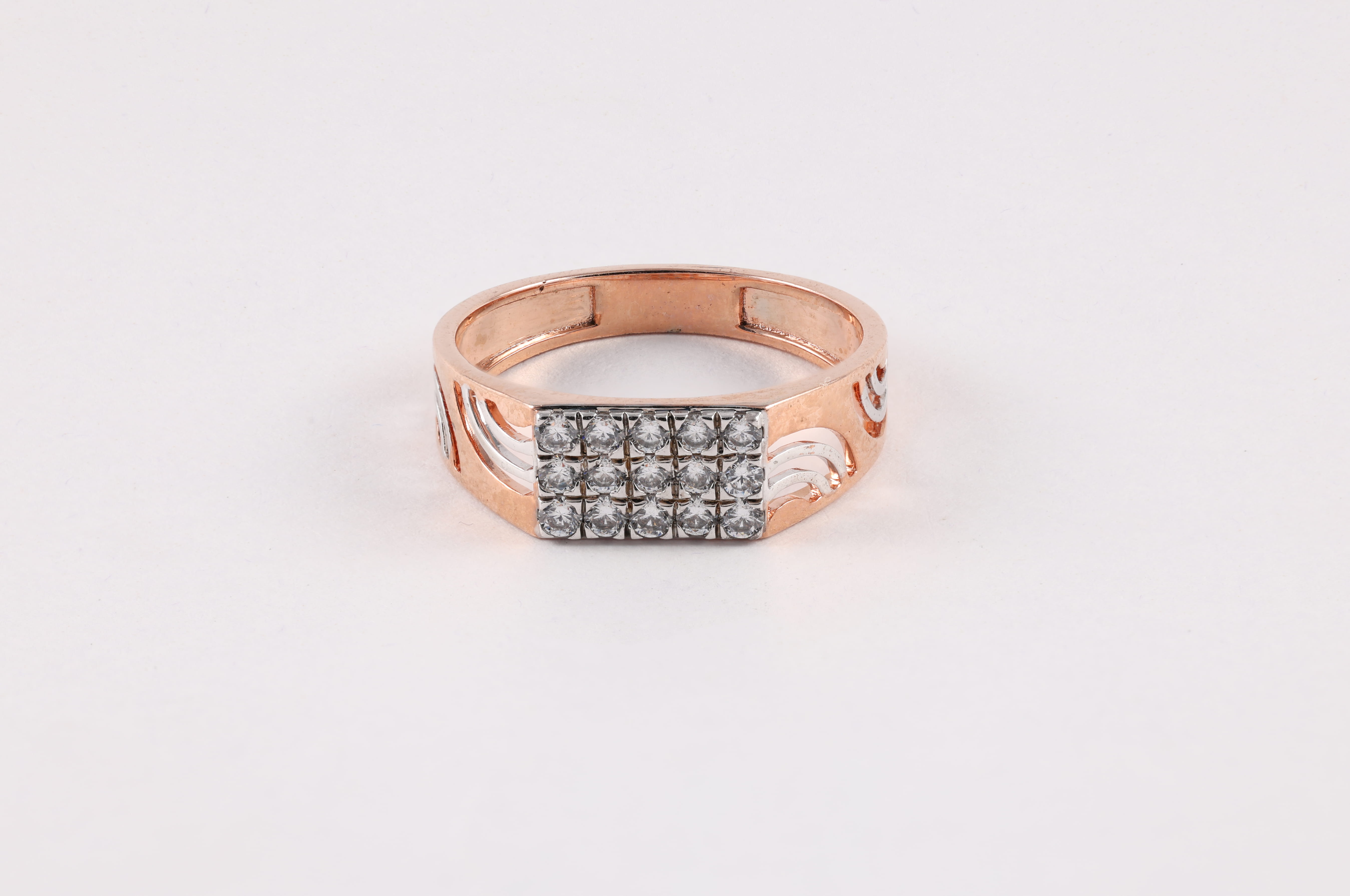 Rose Gold Diamond Ring with Wave-Cut Shoulders