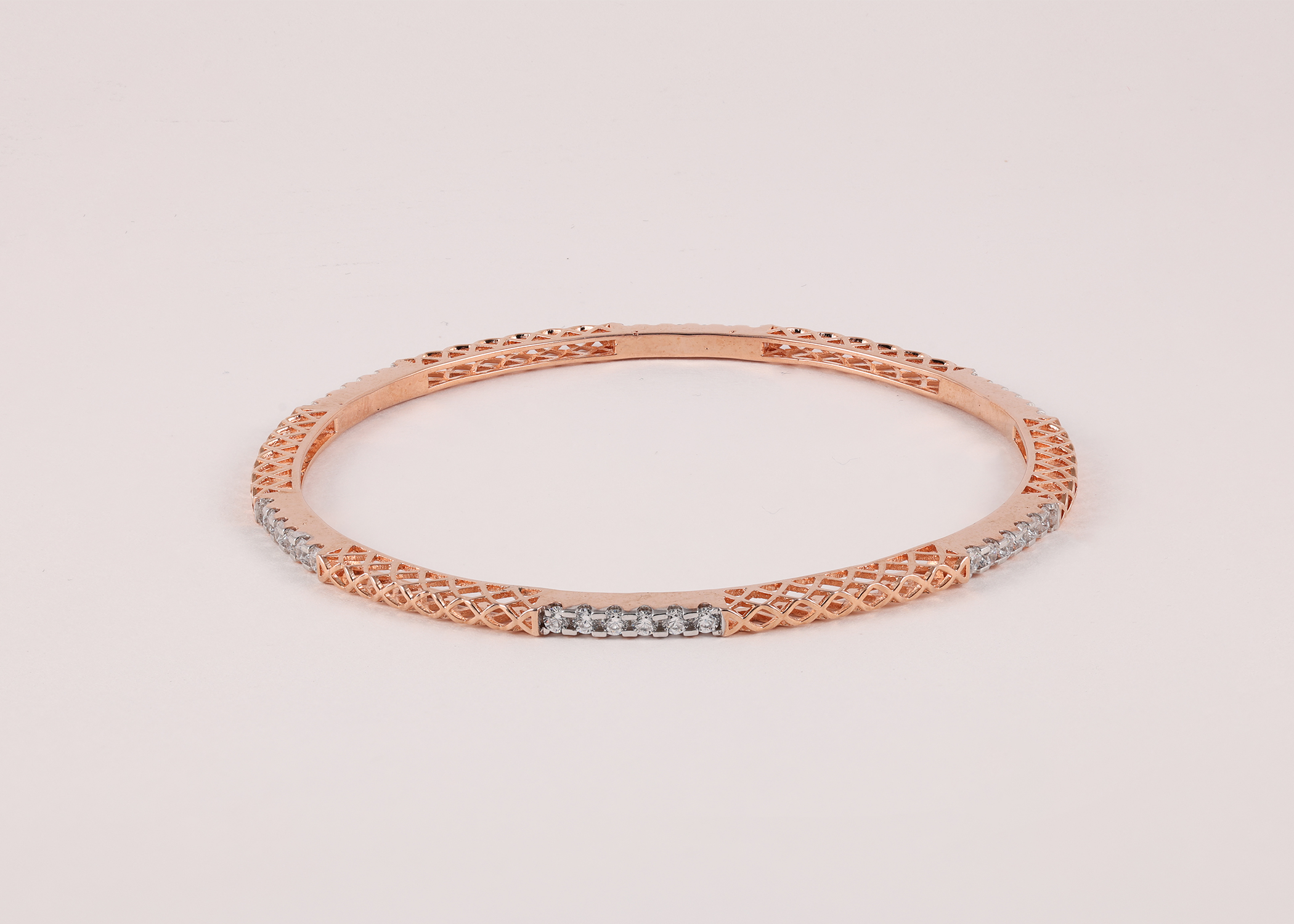 Lattice Glow Diamond Bangle
