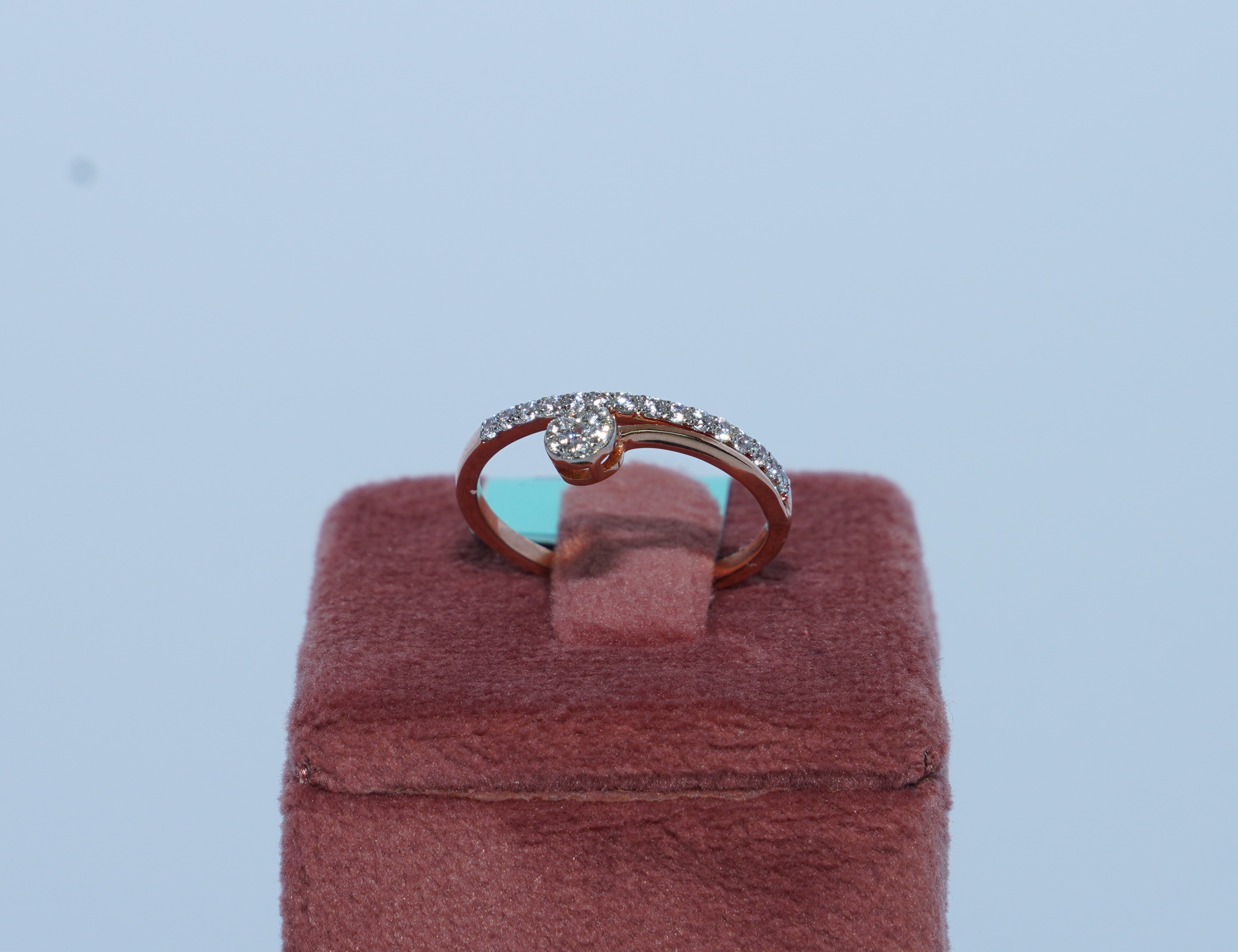 Aurora Twist Diamond Ring