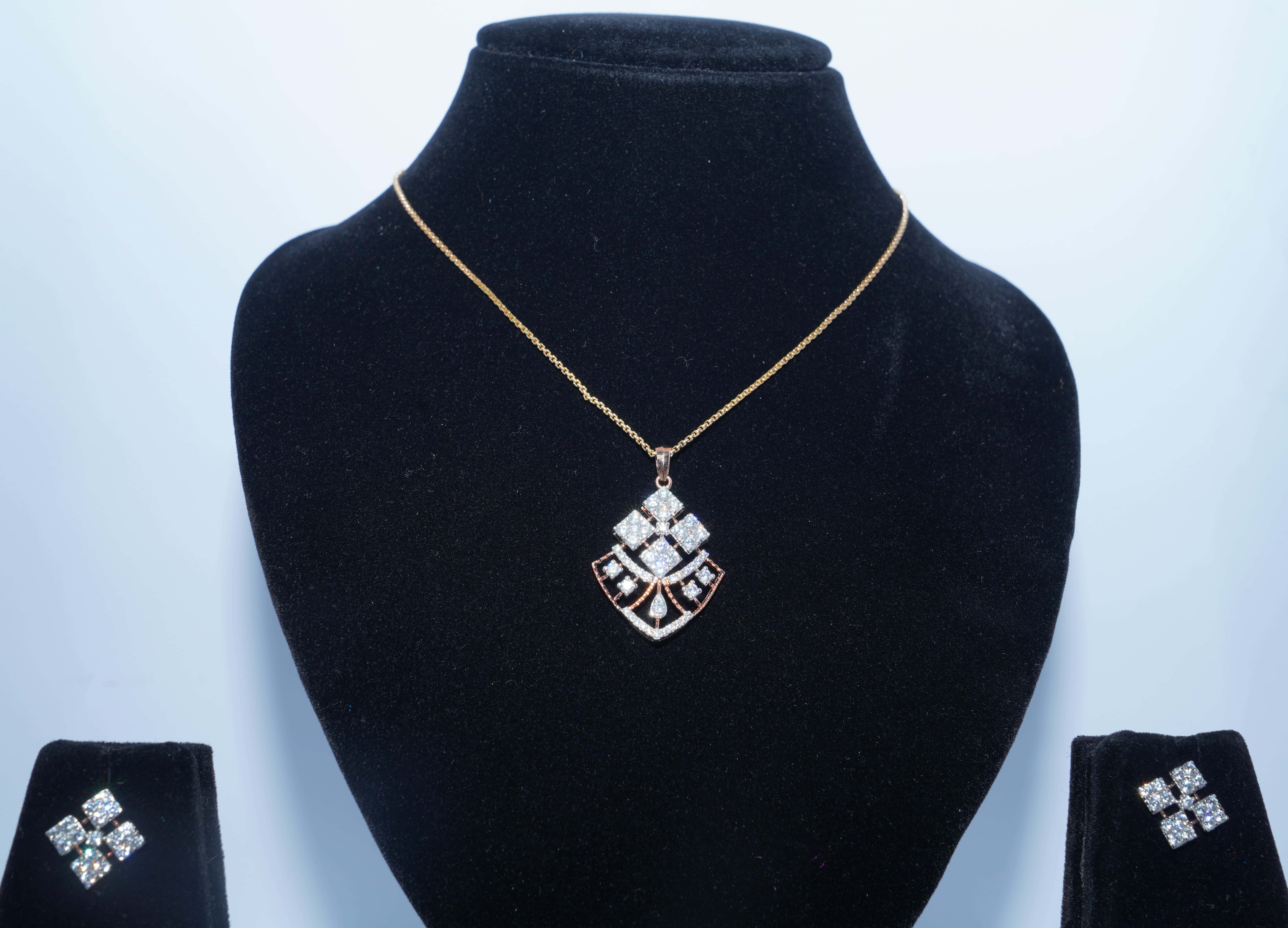 Celestial Clover Diamond Pendant Set
