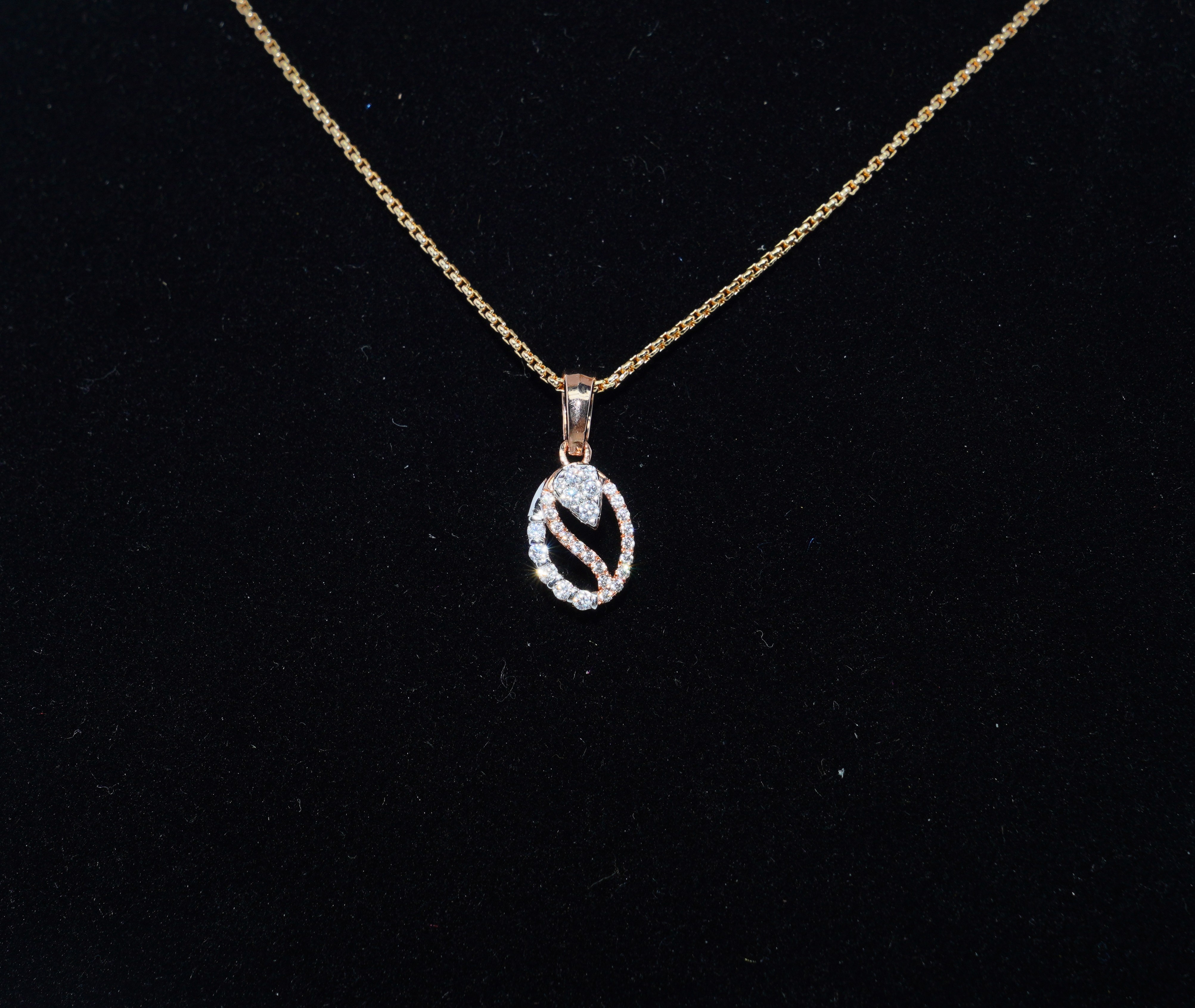 Celeste Leaf Diamond Pendant Set