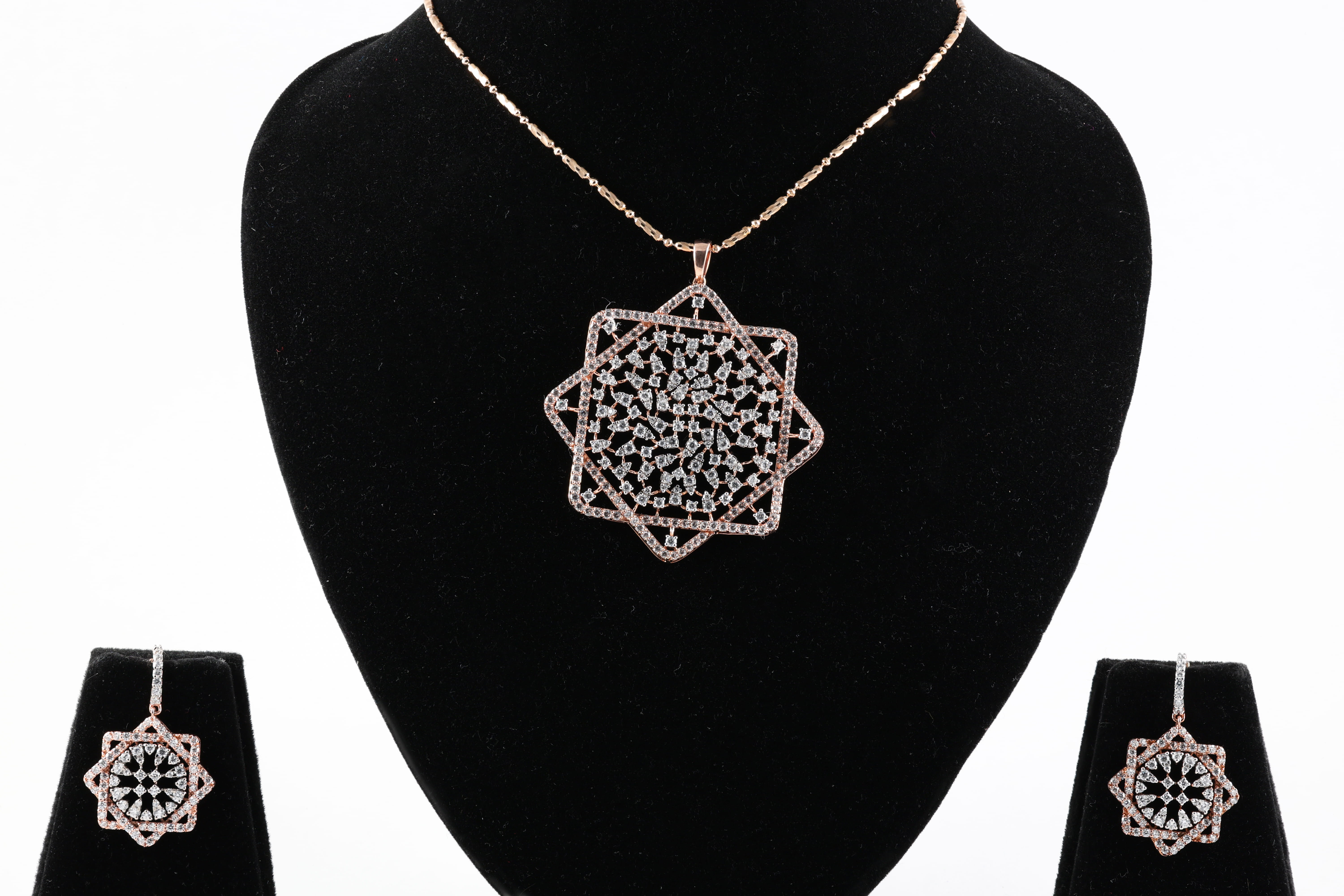 Star Lattice Diamond Pendant Set