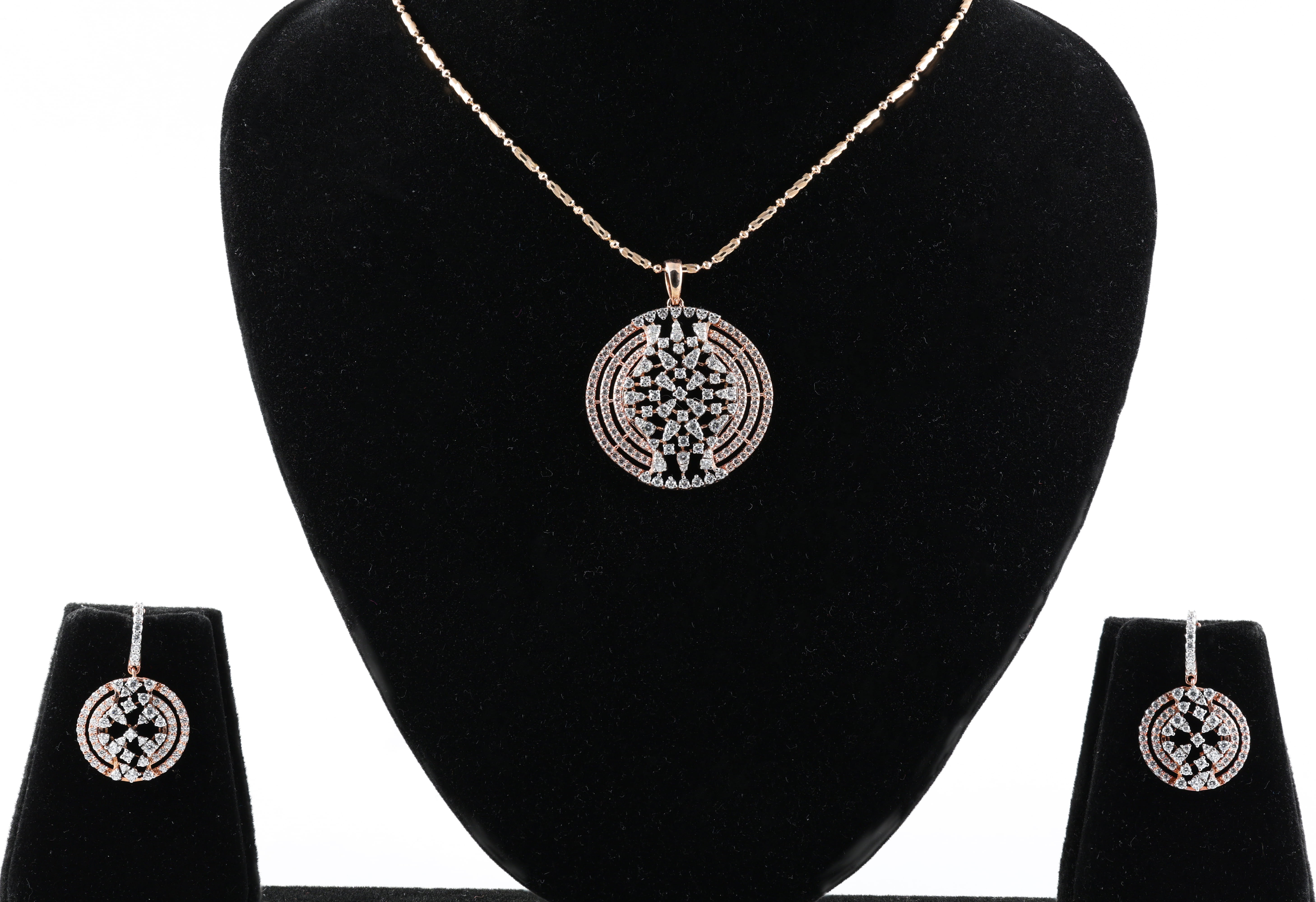 Diamond Medallion Pendant Set